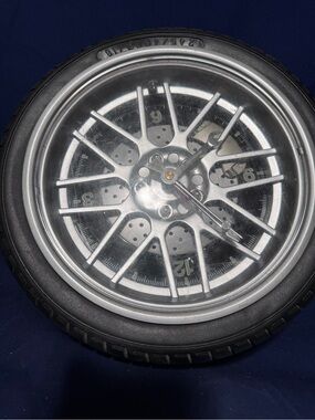 Tire Clock 10 1/2" diameter battery operated Man-Cave Garage Sterling & Noble